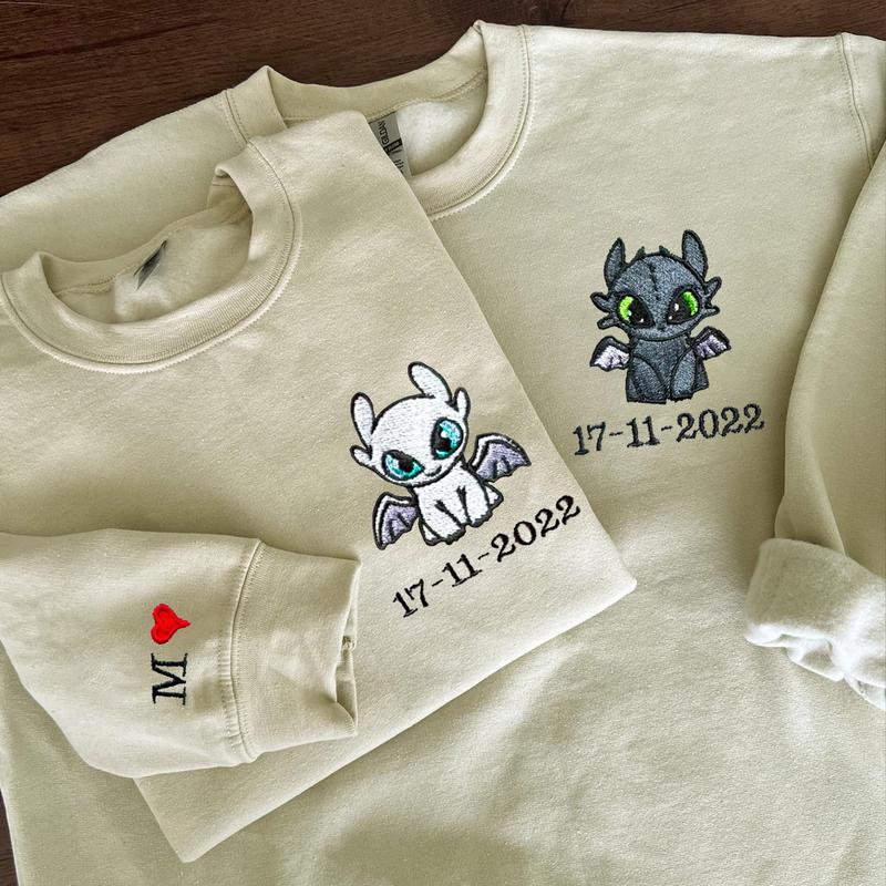 Dragon Couple Cute Toothless Light Fury Embroidered Sweatshirt, How To Train Your Dragon Couple Embroidered Sweatshirt, Custom Aniversary Date and Initial Letters Couple Hoodie, Cartoon Character Matching Sweatshirt