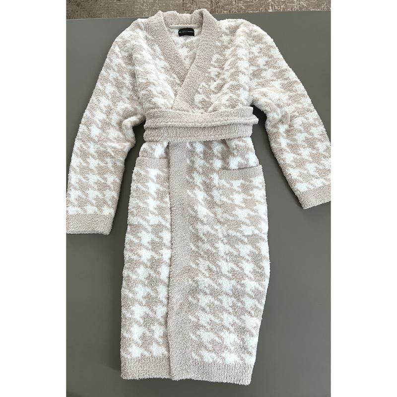 Houndstooth Buttery Robe