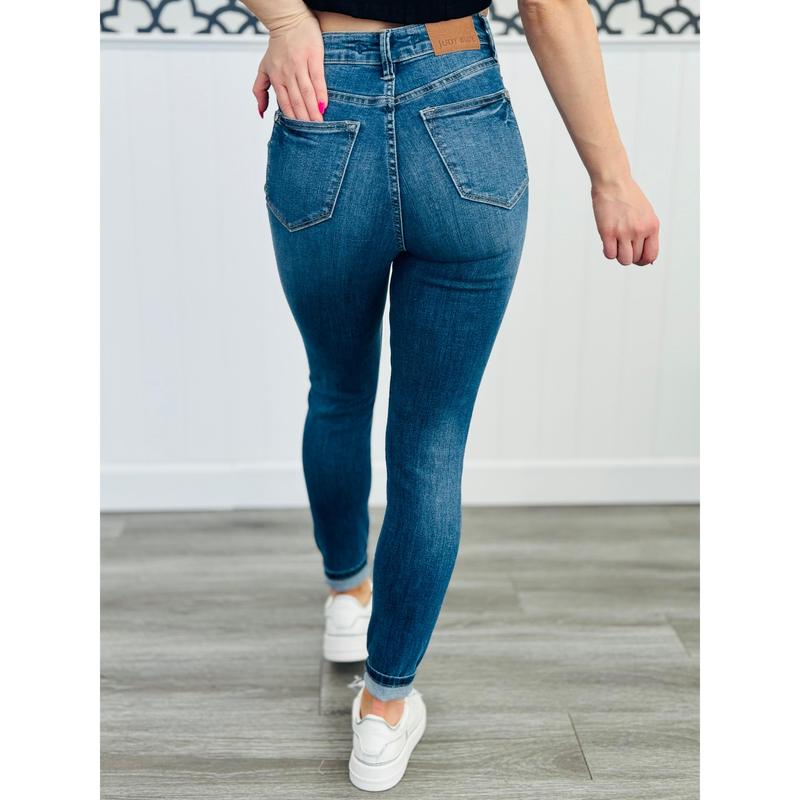 Judy Blue Confidence Beyond Compare Tummy Control Skinny Jeans (Reg. and Plus)