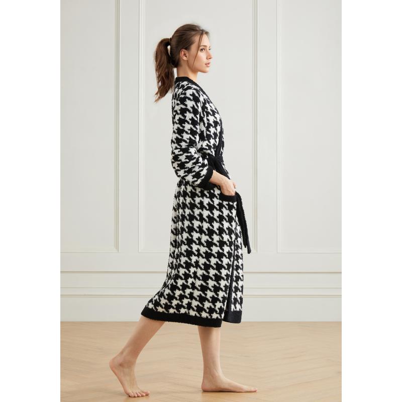 Houndstooth Buttery Robe