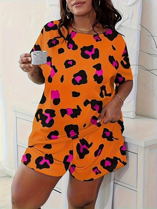  Women's Leopard Heart Print Loungewear Set, Short Sleeve T-shirt & Elastic Waist Shorts Pj Set,  Two Piece Set Women Women's Clothing, Pajama Sets Women, Summer Wear 2024 for Back To School