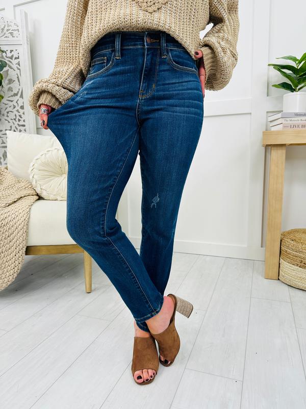 Judy Blue Everyday Essential Relaxed Fit Jeans - Multiple Inseams- in Reg Curvy