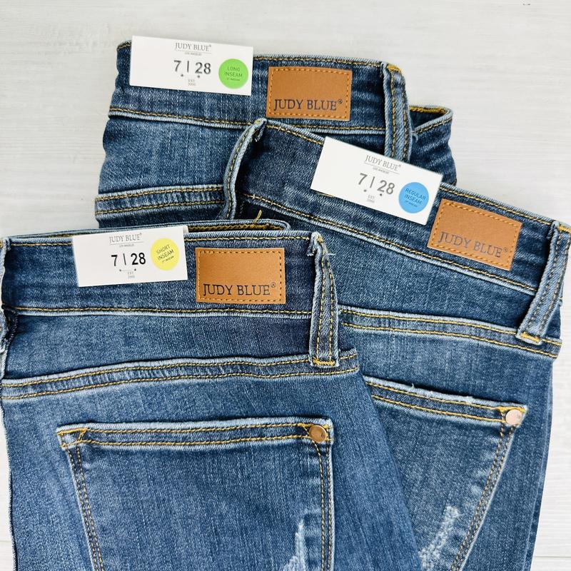 Judy Blue Everyday Essential Relaxed Fit Jeans - Multiple Inseams- in Reg Curvy