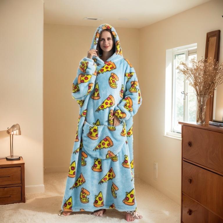 Warm upgrade! Hooded pajamas become the new family winter warm favorite, super hooded blanket, hooded sweatshirt pullover blanket, the perfect blend of comfort and style for cozy family gatherings in both holiday seasons