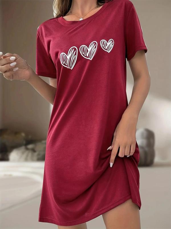 Plus Size Heart Print Round Neck Nightdress, Casual Soft Comfortable Short Sleeve Nightgown for Women, Women's Sleepwear for All Seasons