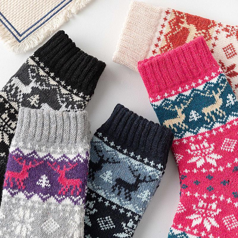 （5 pairs）Christmas Deer Retro Mid-Tube Warm Rabbit Wool Socks