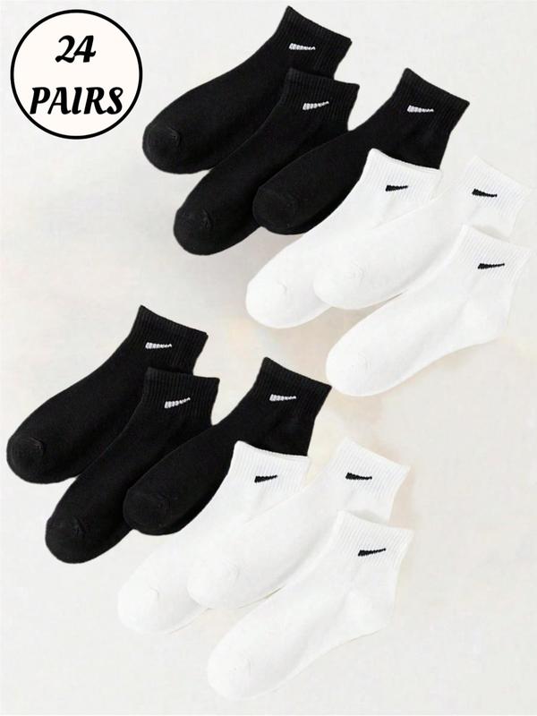 Women's Striped Print Crew Socks, Casual Comfortable Breathable Socks for Daily Wear, Multipack Knit Socks for All Seasons