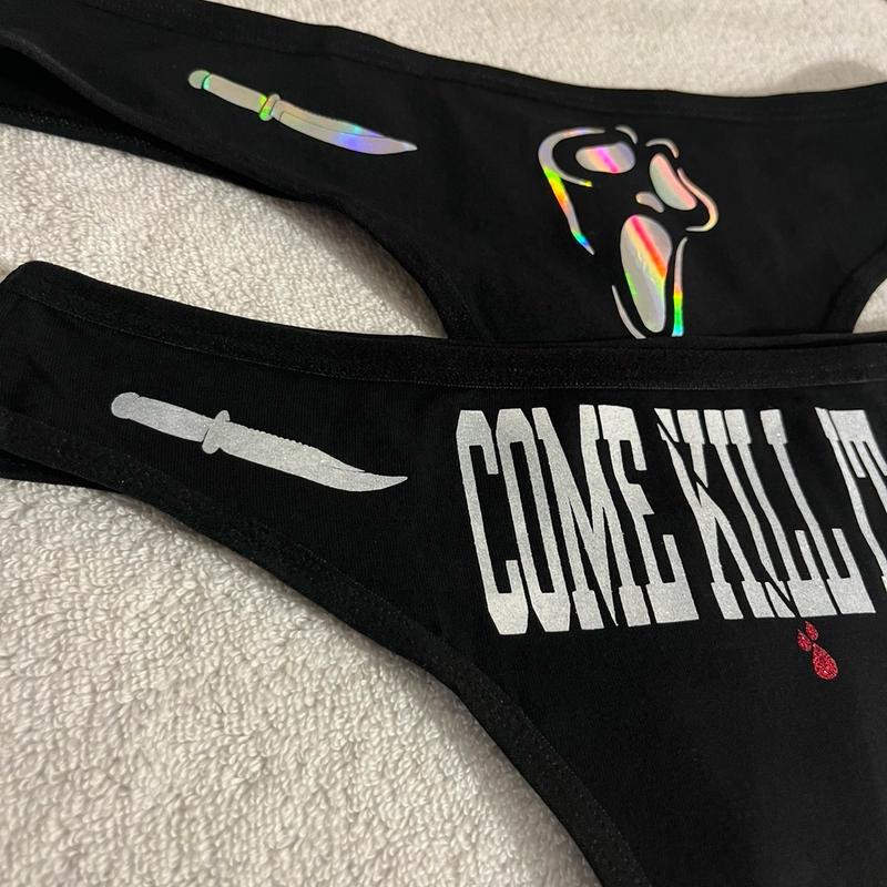 Scream Holographic thong panties [UPDATE]