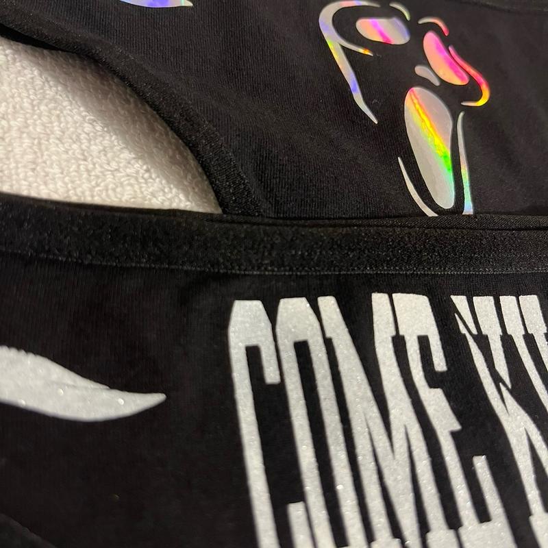 Scream Holographic thong panties [UPDATE]