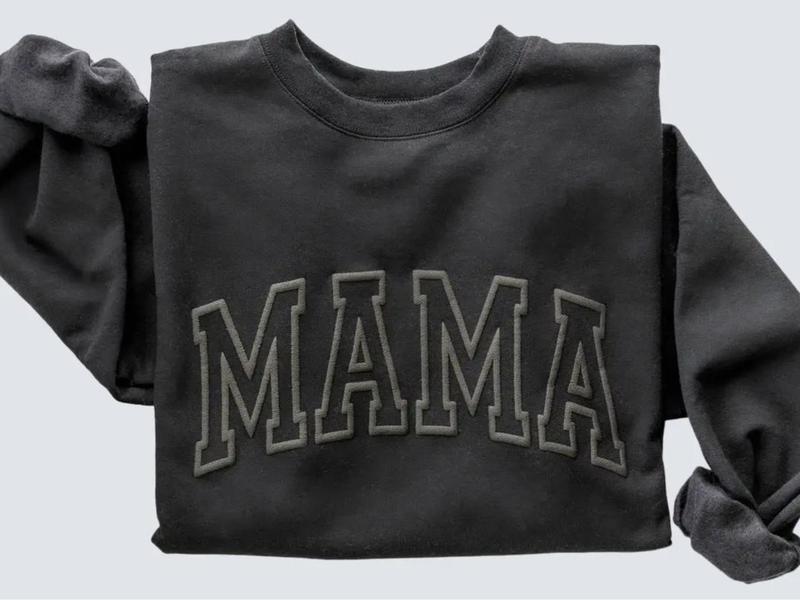 Mama Black Gildan Brand | Sweatshirt and Tshirt Puff Vinyl Casual Comfort Comfortable Sweaters Womenswear Day Hoodie Simple