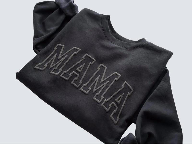 Mama Black Gildan Brand | Sweatshirt and Tshirt Puff Vinyl Casual Comfort Comfortable Sweaters Womenswear Day Hoodie Simple