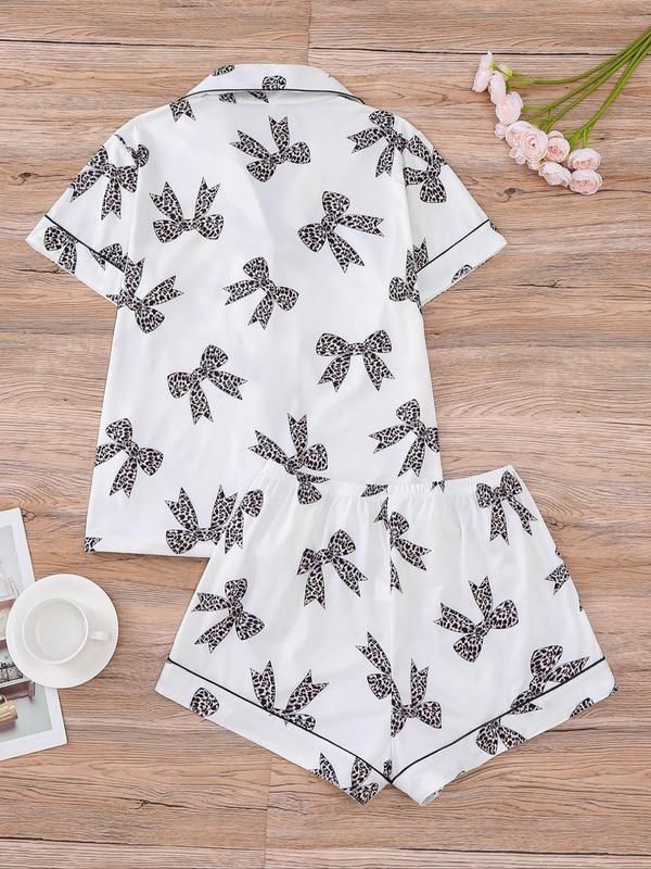 Women's All Over Bow Print Contrast Binding Lapel Shirt & Elastic Waist Shorts Pyjama, Casual Comfy Short Sleeve Pocket Top & Shorts PJ Set, Ladies Sleepwear for All Seasons