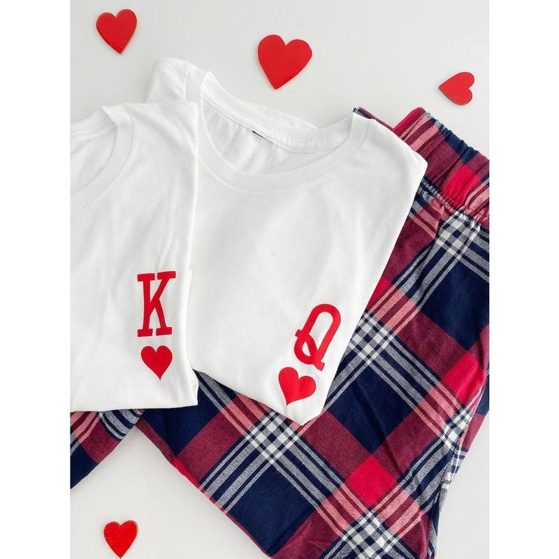 Valentine's Day Matching T-Shirt gift for couples King and Queen Valentines Day Couple Fashion Christmas Gifts. T-Shirt