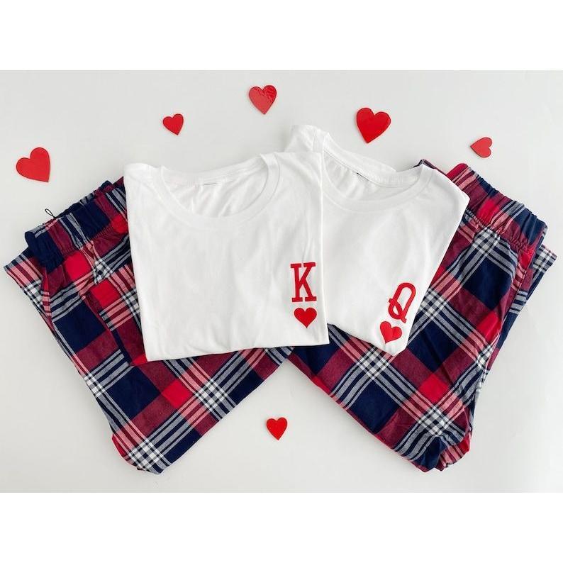 Valentine's Day Matching T-Shirt gift for couples King and Queen Valentines Day Couple Fashion Christmas Gifts. T-Shirt