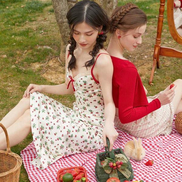 Strawberry Farm Dress - strawberry theme French Lace zipper silk Sleeveless Homecoming Dresses Cocktail Party H-Line Dress for Summer design vintage Versatile styling 2024 Summer satin print halter dress Fall outfit Wedding Guest Ladies clothes