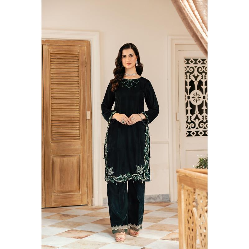 AIN Luxury Velvet Collection ALV4 Women Dress Pakistani Designer