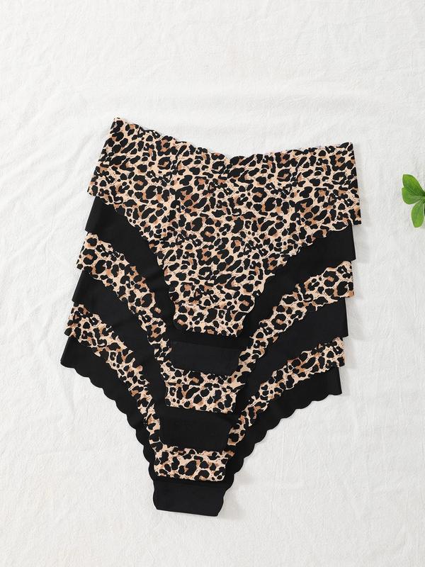 Women's Leopard Print Scallop Trim Knicker Soft Comfy Breathable Panty for Daily Wear, Underwear for All Seasons