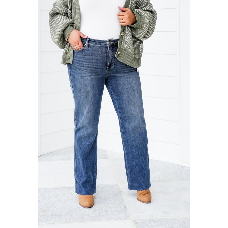 Judy Blue Take the Chance Mid Rise Medium Wash Tummy Control Vintage Straight Leg Jeans