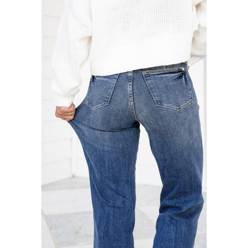 Judy Blue Take the Chance Mid Rise Medium Wash Tummy Control Vintage Straight Leg Jeans