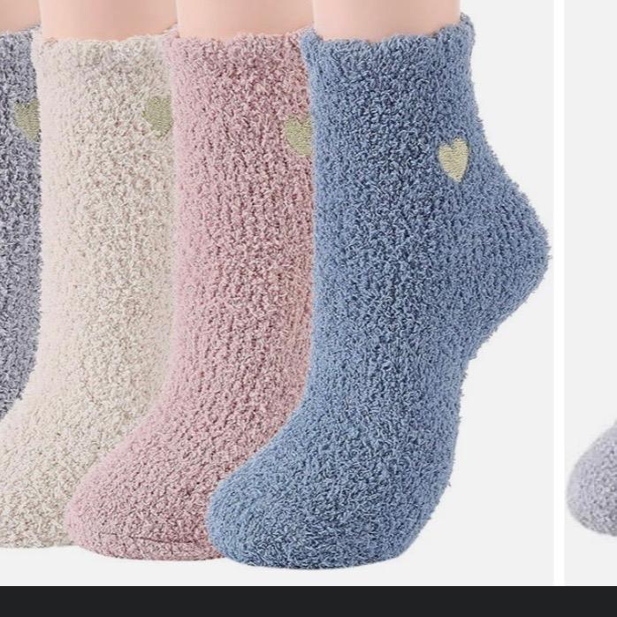 FUZZY COMFY SOCKS