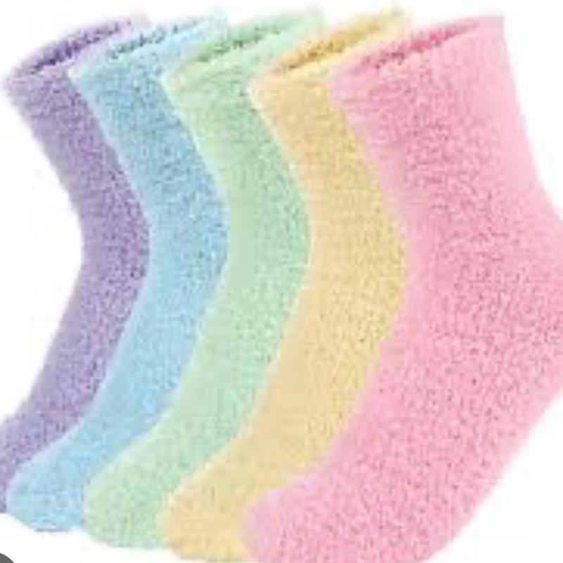 FUZZY COMFY SOCKS