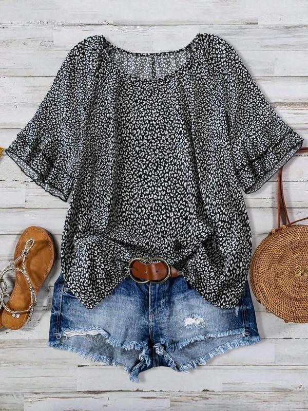  All Over Print Ruffle Layered Sleeve Blouse, Casual Short Sleeve Round Neck Top for Daily Wear, Plus Size Clothing, Going Out Tops, Fall Clothes, Women's Plus Back To School Clothing for All Seasons