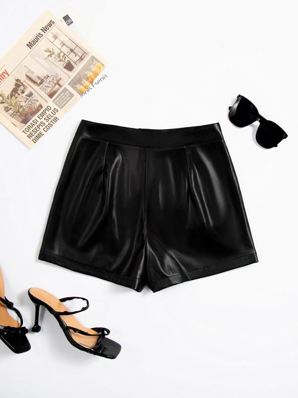 Women's Solid High Waist PU Leather Shorts, Fashion Casual Button Fly Shorts for Daily Outdoor Wear, Ladies Bottoms for Summer