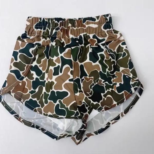 Viral Women’s Camo Shorts