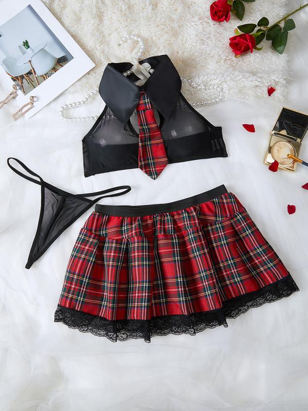 3-piece Women's Lace Red Plaid Skirt Underwear Lingerie Set, Pajama Set, Light, Breathable and Comfortable Home Underwear Exuding Confidence and Unique Charm, Valentine's Day