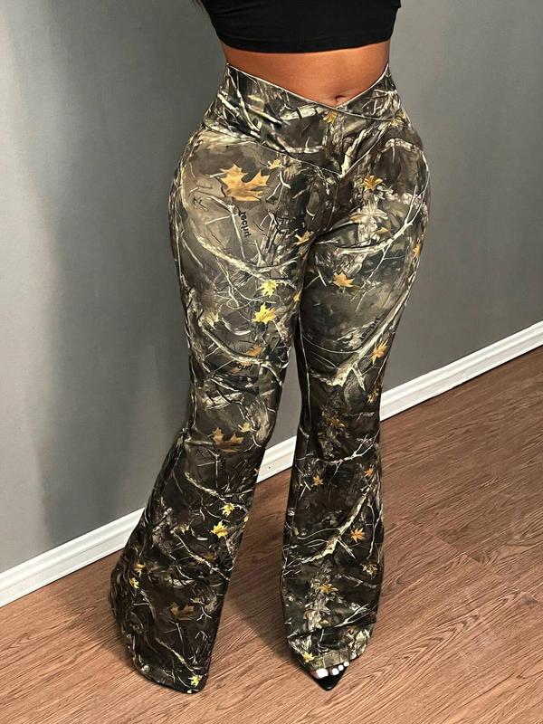 Women's Camo Print Flare Leg Sweatpants, Casual Comfy Bell Bottom Trousers for Daily Wear, Ladies Bottoms for All Seasons