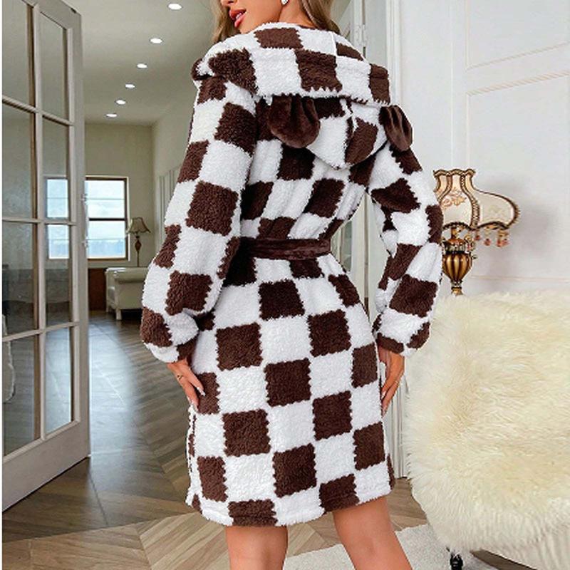 Women's Fleece Hooded Robe Plaid Long Sleeve Tie-Up Waist Plush Nightwear with Pockets for Winter Fall, Ladies Clothes for Indoor Outdoor Wear, Ladies Clothes for Daily Wear