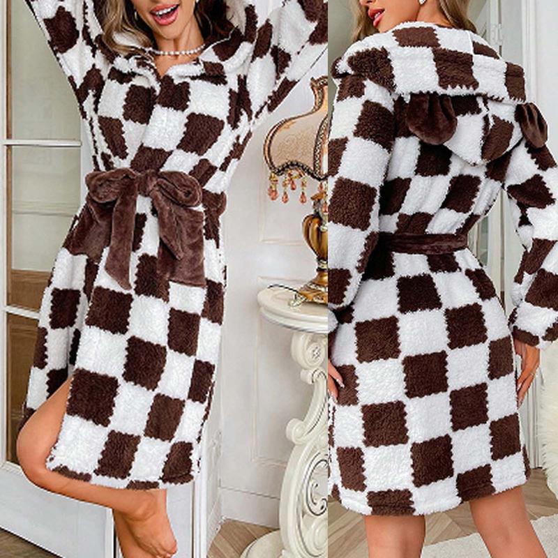 Women's Fleece Hooded Robe Plaid Long Sleeve Tie-Up Waist Plush Nightwear with Pockets for Winter Fall, Ladies Clothes for Indoor Outdoor Wear, Ladies Clothes for Daily Wear