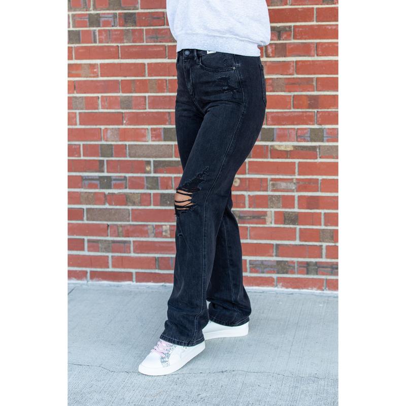 The Amanda 90s Straight Leg Judy Blue Jeans