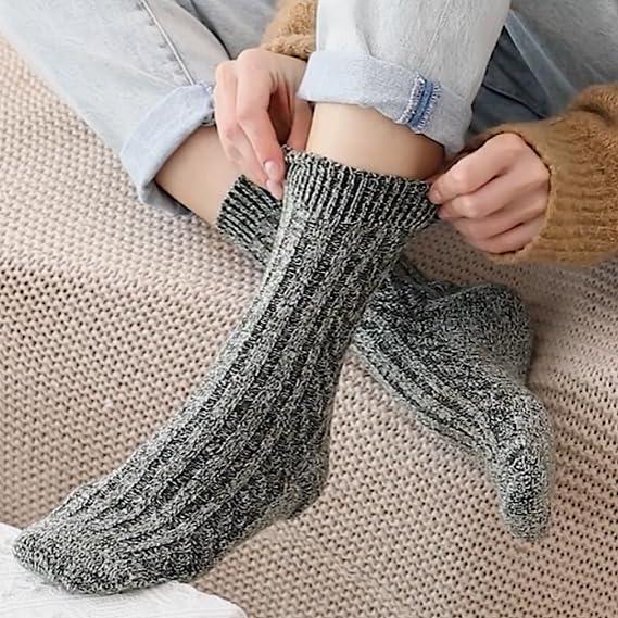 Pack of 5 Womens Wool Socks Winter Warm Thick Knit Soft Vintage Casual Crew Boot Socks Gifts