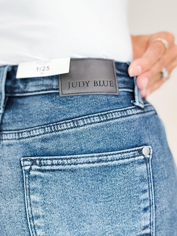 Judy Blue JOURNEY Hi-Rise Button Fly Distressed Hem Straight Denim Jeans