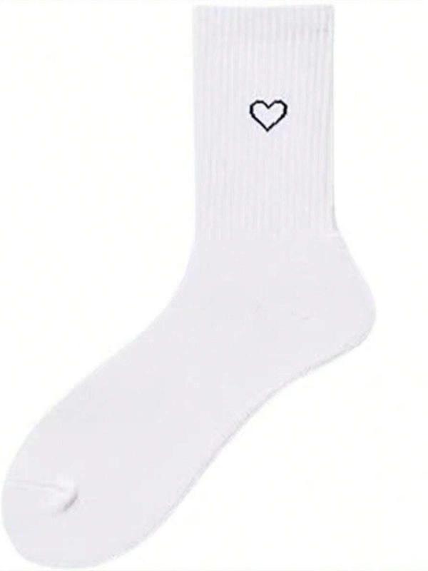 Women's 3 Pairs Heart Print Crew Socks, Casual Moisture Wicking Mid-Calf Socks, Soft Comfy Breathable Socks For All Seasons Daily Wear