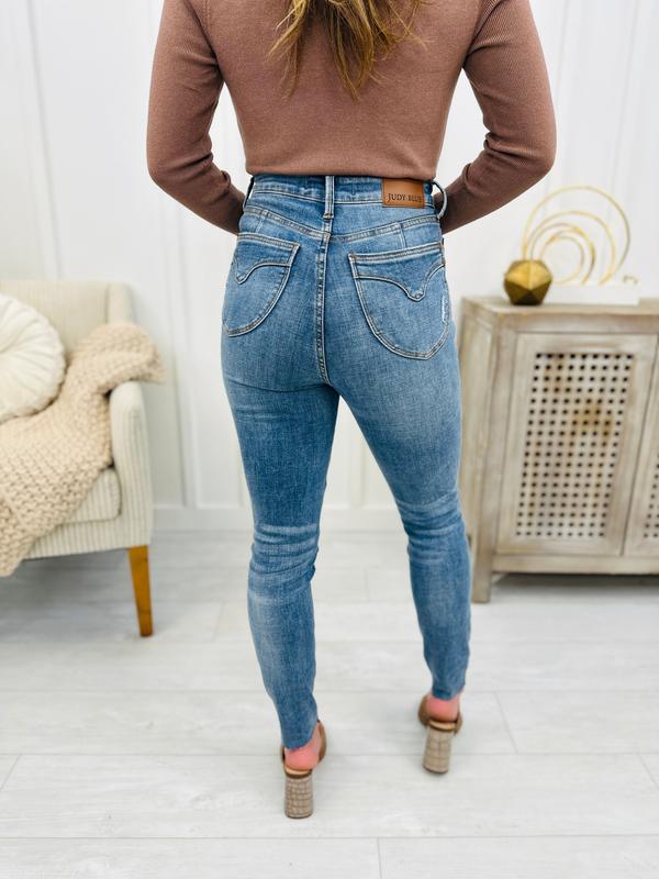 Judy Blue The Trifecta 2.0 Tummy Control And Butt Lifting Skinny Jeans in REG CURVY