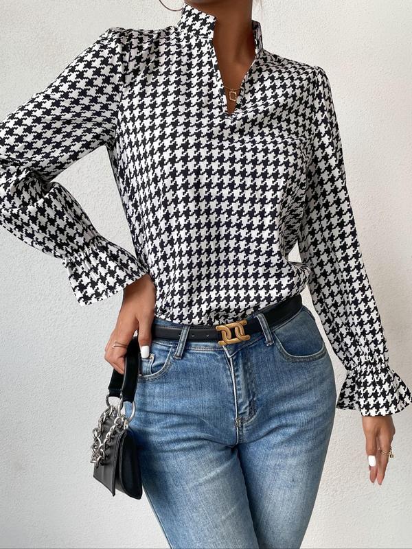 Women's Houndstooth Print Ruffle Trim Notched Blouse, Casual Flounce Sleeve Top for Daily Wear, Ladies Clothes for All Seasons