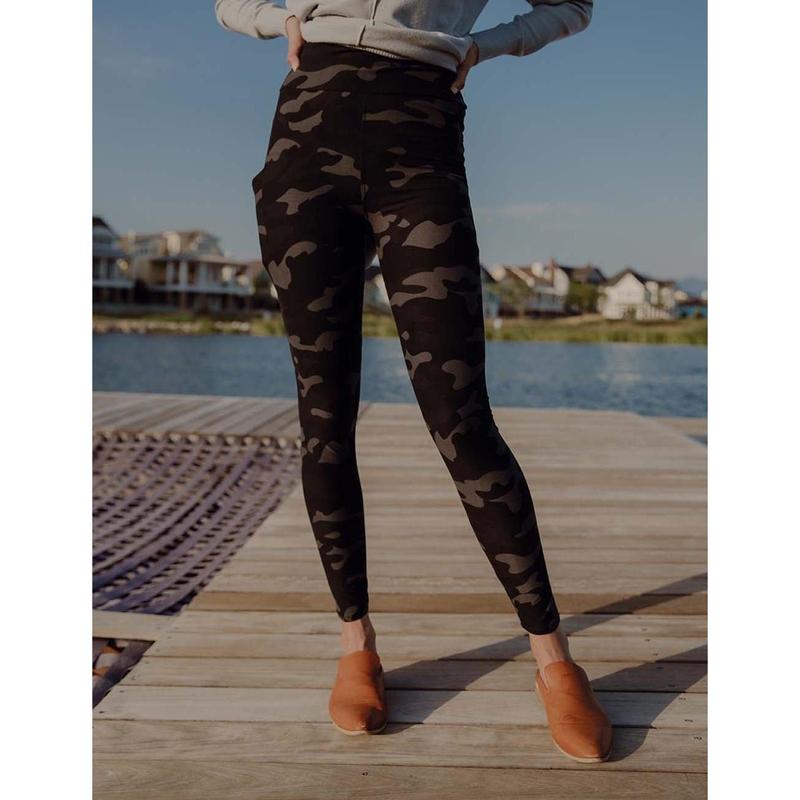 SA Exclusive Midnight Camo Pocket Leggings