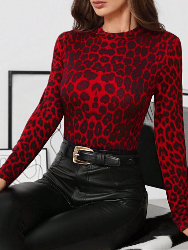 Women's Leopard Print Round Neck Tee, Casual Long Sleeve T-shirt for Fall & Winter, Women's Clothing for Daily Wear