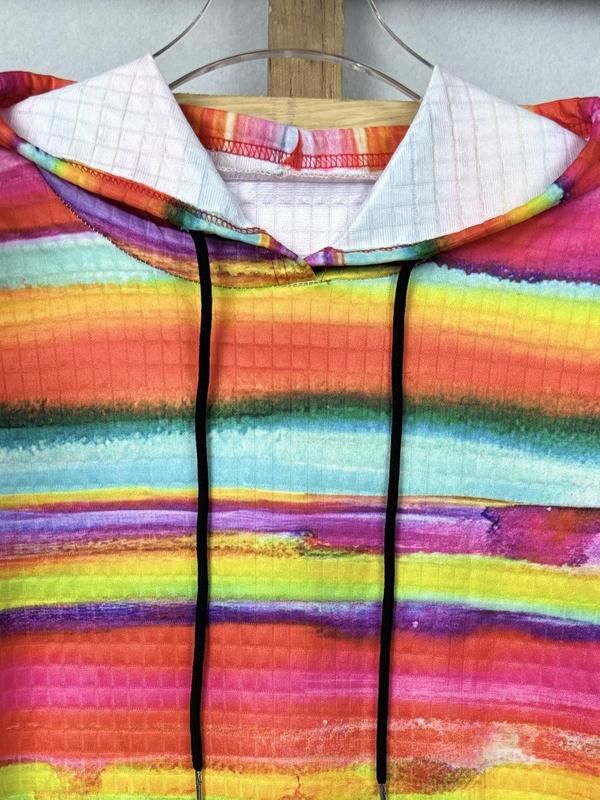  Rainbow Stripe Print Drop Shoulder Hoodie, Fashion Casual Drawstring Pocket Hooded Sweatshirt for Daily Holiday Outdoor Wear, Women Clothing for Fall & Winter